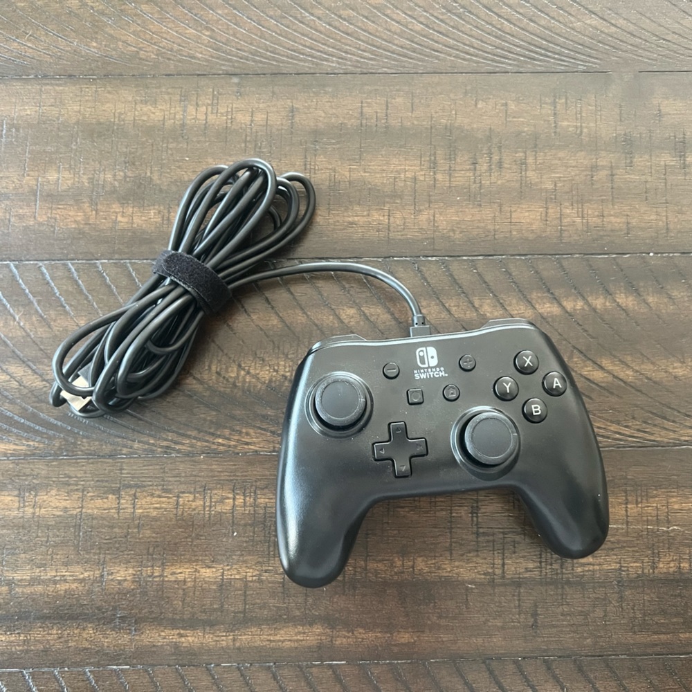 Powers wired Nintendo switch controller black